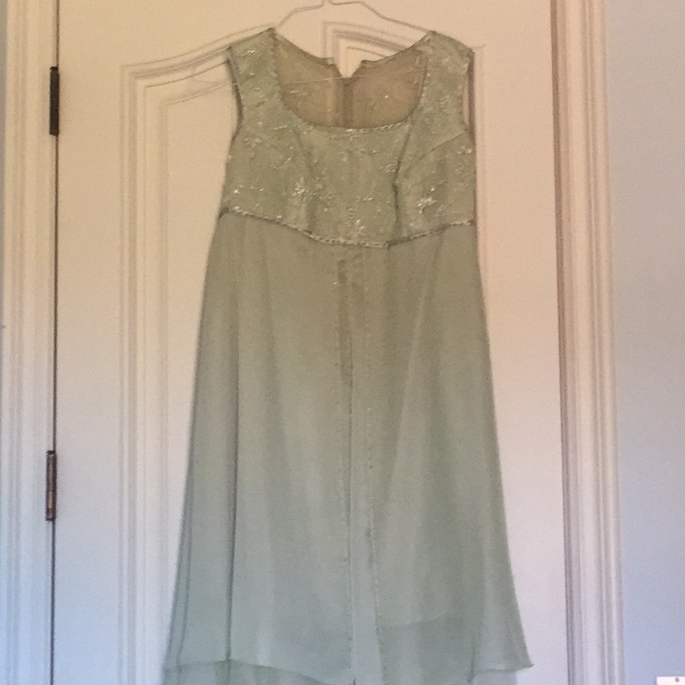 Evening dress for pregnant ladies